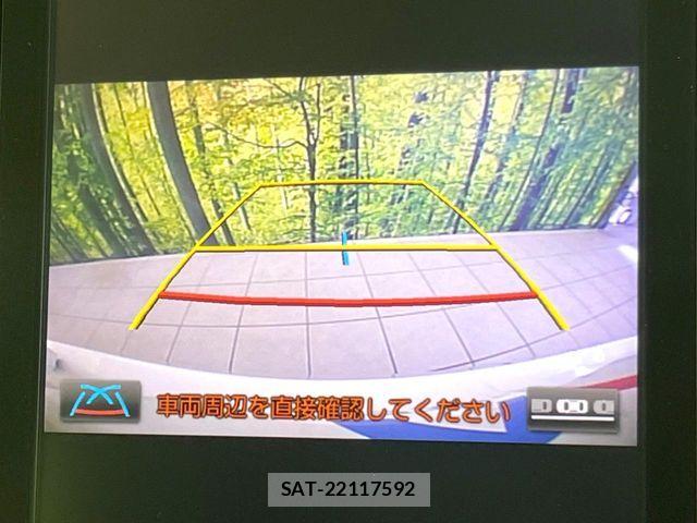 Toyota PRIUS PHV 2017-07 7457054-3