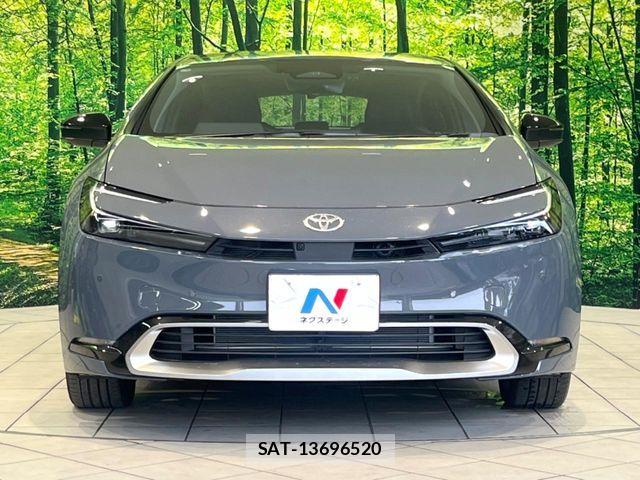 Toyota PRIUS PHV 2025-05 7502389-13