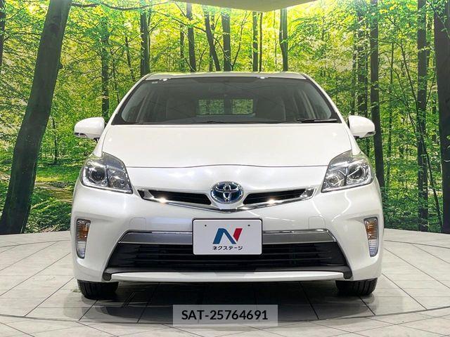 Toyota PRIUS PHV 2014-05 7509775-13