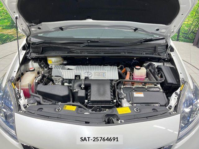 Toyota PRIUS PHV 2014-05 7509775-17