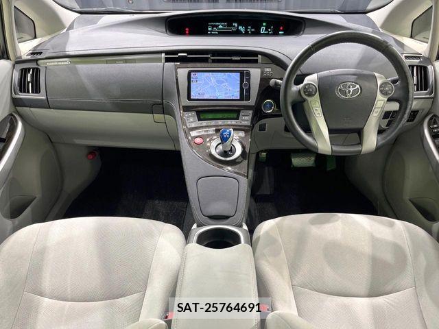 Toyota PRIUS PHV 2014-05 7509775-1