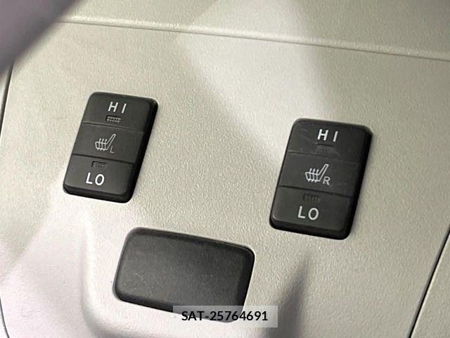 Toyota PRIUS PHV 2014-05 7509775-4