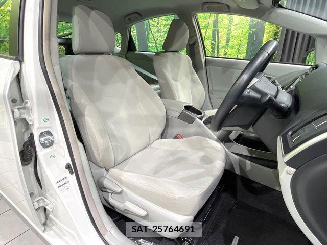 Toyota PRIUS PHV 2014-05 7509775-7