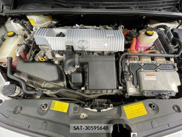 Toyota PRIUS PHV 2012-02 7502395-17