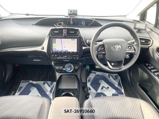 Toyota PRIUS PHV 2019-08 7509774-1