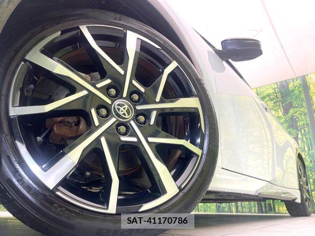 Toyota PRIUS PHV 2023-09 7502388-12