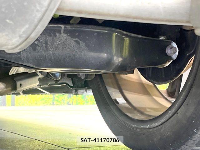Toyota PRIUS PHV 2023-09 7502388-18