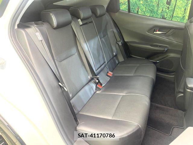 Toyota PRIUS PHV 2023-09 7502388-8