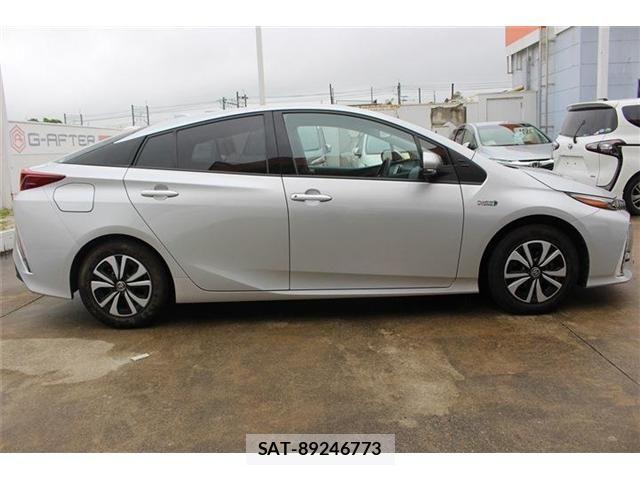 Toyota PRIUS PHV 2017-06 7502393-13