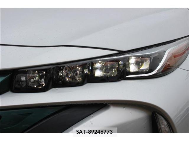 Toyota PRIUS PHV 2017-06 7502393-19