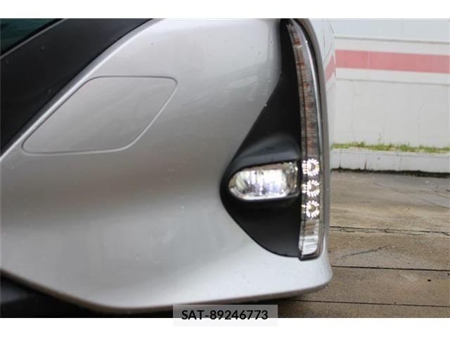 Toyota PRIUS PHV 2017-06 7502393-21