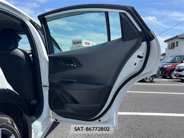 Toyota PRIUS PHV 2023-07 7509759-25