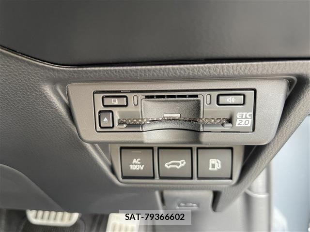Toyota PRIUS PHV 2023-09 7502391-12