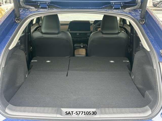 Toyota PRIUS PHV 2024-07 7502390-12