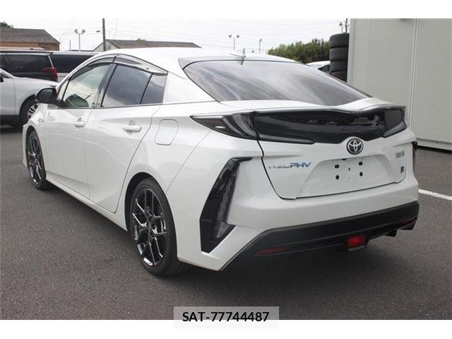 Toyota PRIUS PHV 2019-07 7509773-9