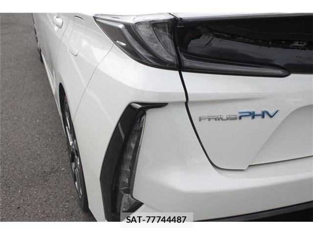 Toyota PRIUS PHV 2019-07 7509773-11