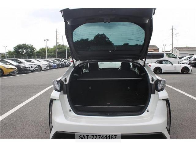 Toyota PRIUS PHV 2019-07 7509773-22