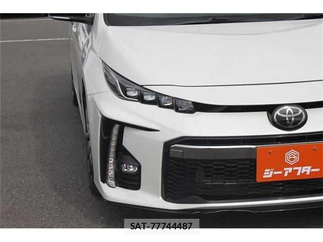 Toyota PRIUS PHV 2019-07 7509773-2