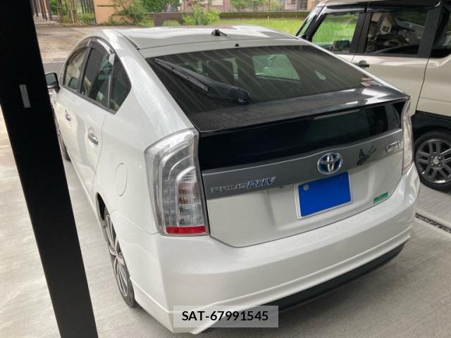 Toyota PRIUS PHV 2012-11 7562689-4