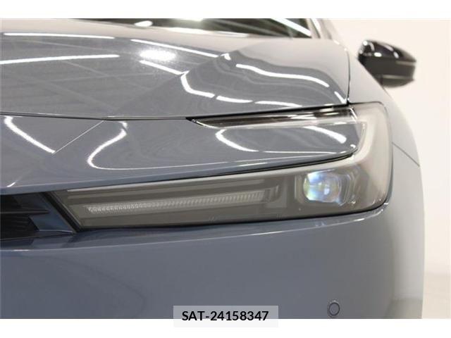Toyota PRIUS PHV 2023-07 7562686-16