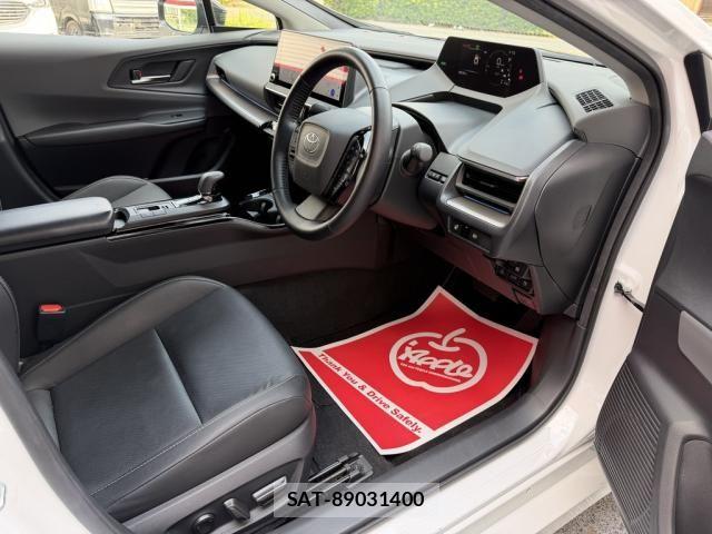 Toyota PRIUS PHV 2024-01 7562687-7