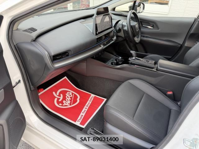 Toyota PRIUS PHV 2024-01 7562687-8