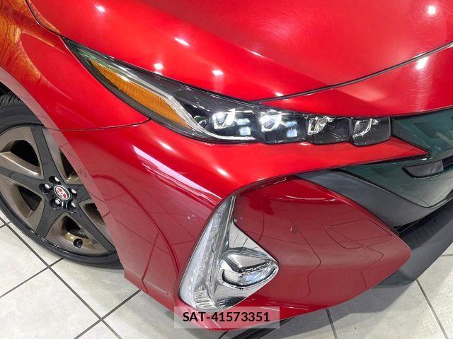 Toyota PRIUS PHV 2017-08 7562688-11