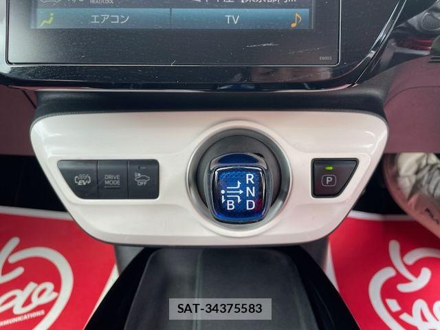 Toyota PRIUS PHV 2017-11 7619400-19