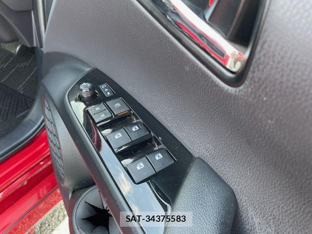 Toyota PRIUS PHV 2017-11 7619400-29