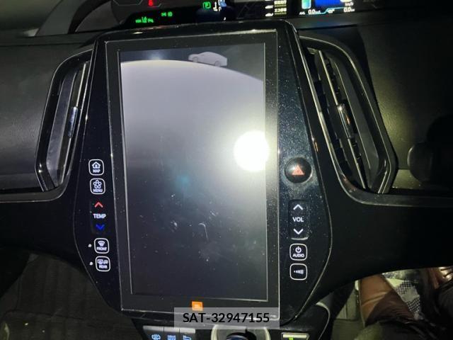 Toyota PRIUS PHV 2018-03 7619403-15