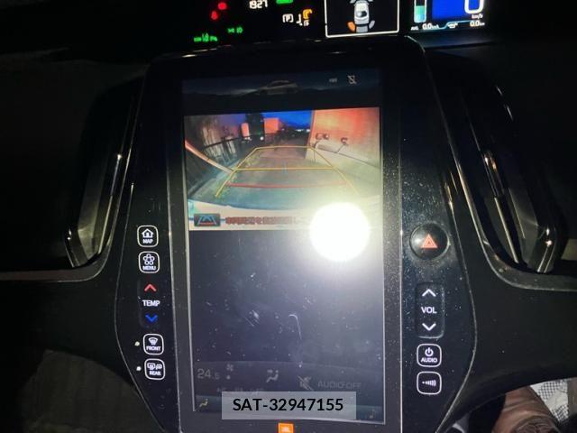 Toyota PRIUS PHV 2018-03 7619403-16