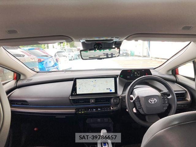 Toyota PRIUS PHV 2023-09 7619397-24