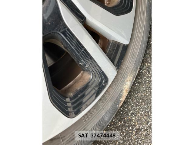 Toyota PRIUS PHV 2017-07 7619401-6
