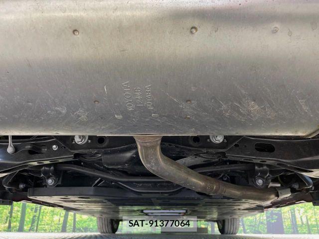 Toyota PRIUS PHV 2024-03 7619394-18