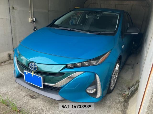 Toyota PRIUS PHV 2017-02 7619399-3