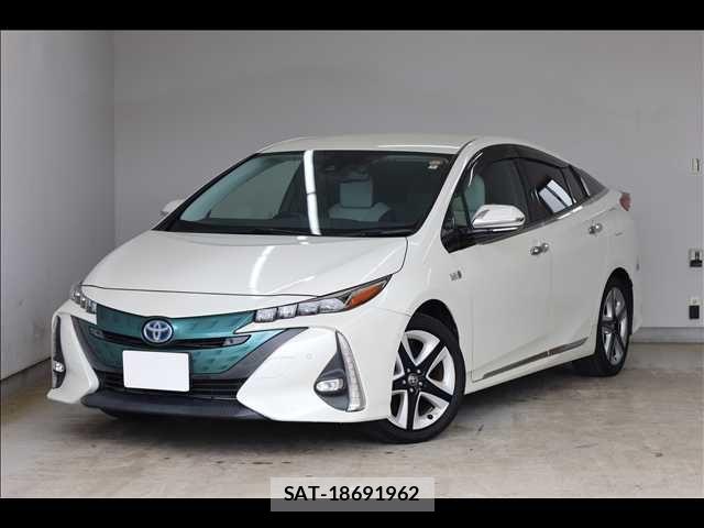 Toyota PRIUS PHV 2018-08 7727572-0