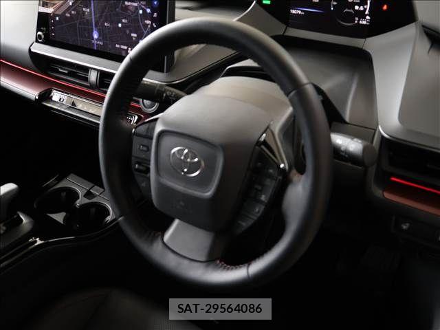 Toyota PRIUS PHV 2024-02 7727562-11