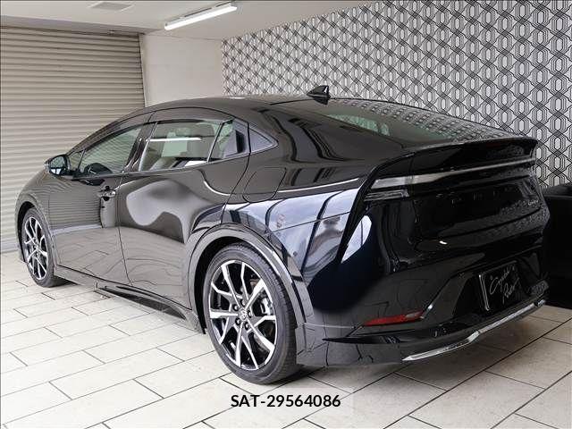 Toyota PRIUS PHV 2024-02 7727562-1