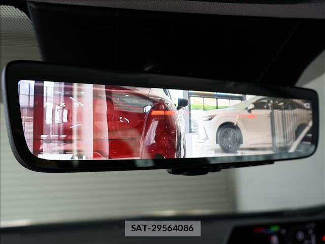 Toyota PRIUS PHV 2024-02 7727562-3
