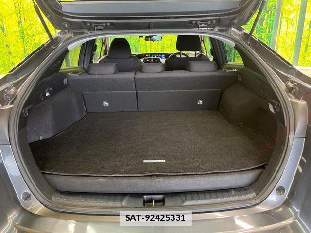 Toyota PRIUS PHV 2019-06 7727574-10