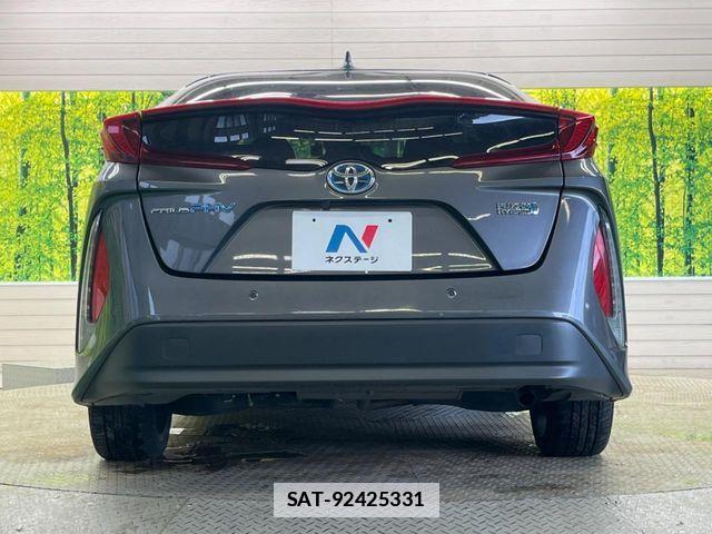 Toyota PRIUS PHV 2019-06 7727574-14
