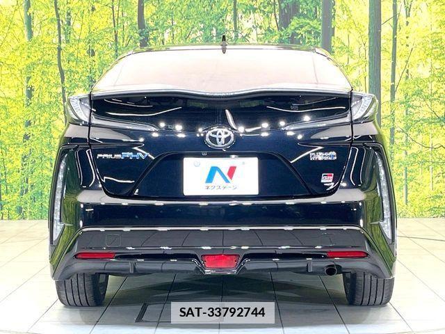 Toyota PRIUS PHV 2022-07 7727566-14