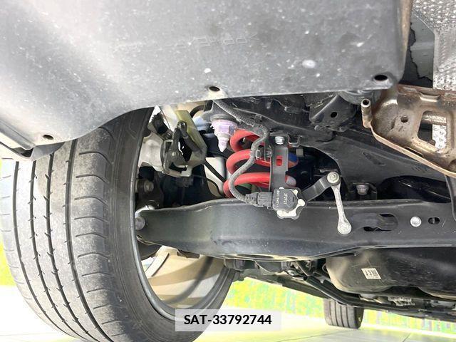 Toyota PRIUS PHV 2022-07 7727566-19