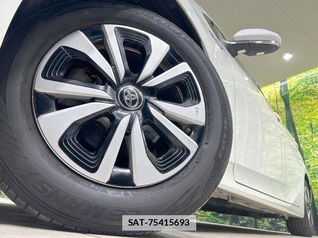 Toyota PRIUS PHV 2018-01 7727573-12