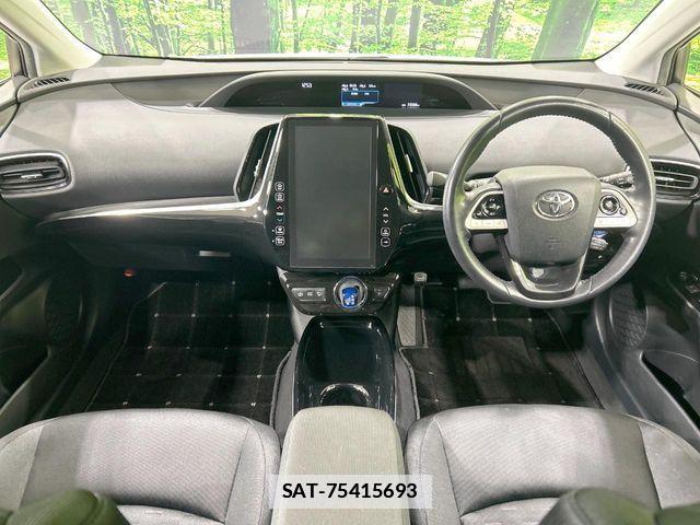 Toyota PRIUS PHV 2018-01 7727573-1
