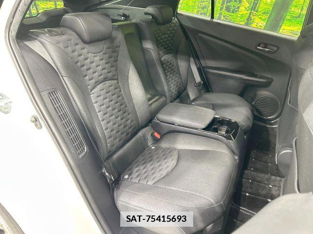 Toyota PRIUS PHV 2018-01 7727573-8