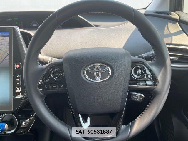 Toyota PRIUS PHV 2019-08 7727567-11