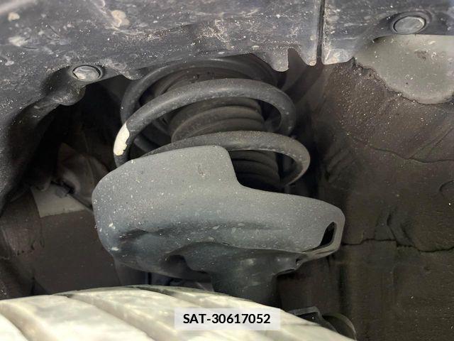 Toyota PRIUS PHV 2019-11 7727568-18