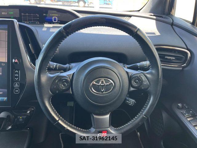 Toyota PRIUS PHV 2019-09 7788492-11