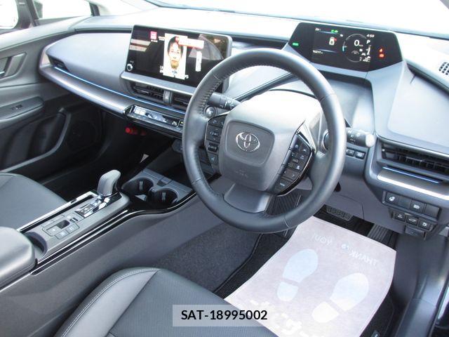 Toyota PRIUS PHV 2024-09 7788497-13